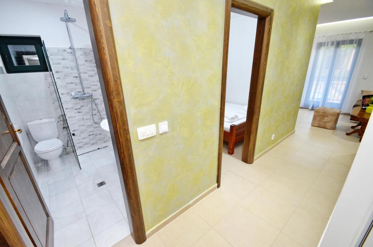 Apartments Lux S Tivat Exterior foto